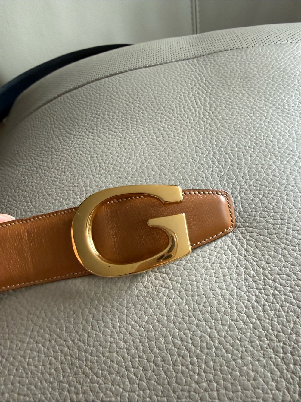 Gucci Brown and Black Leather Belt with Gold G Buckle - Picture 3 of 5
